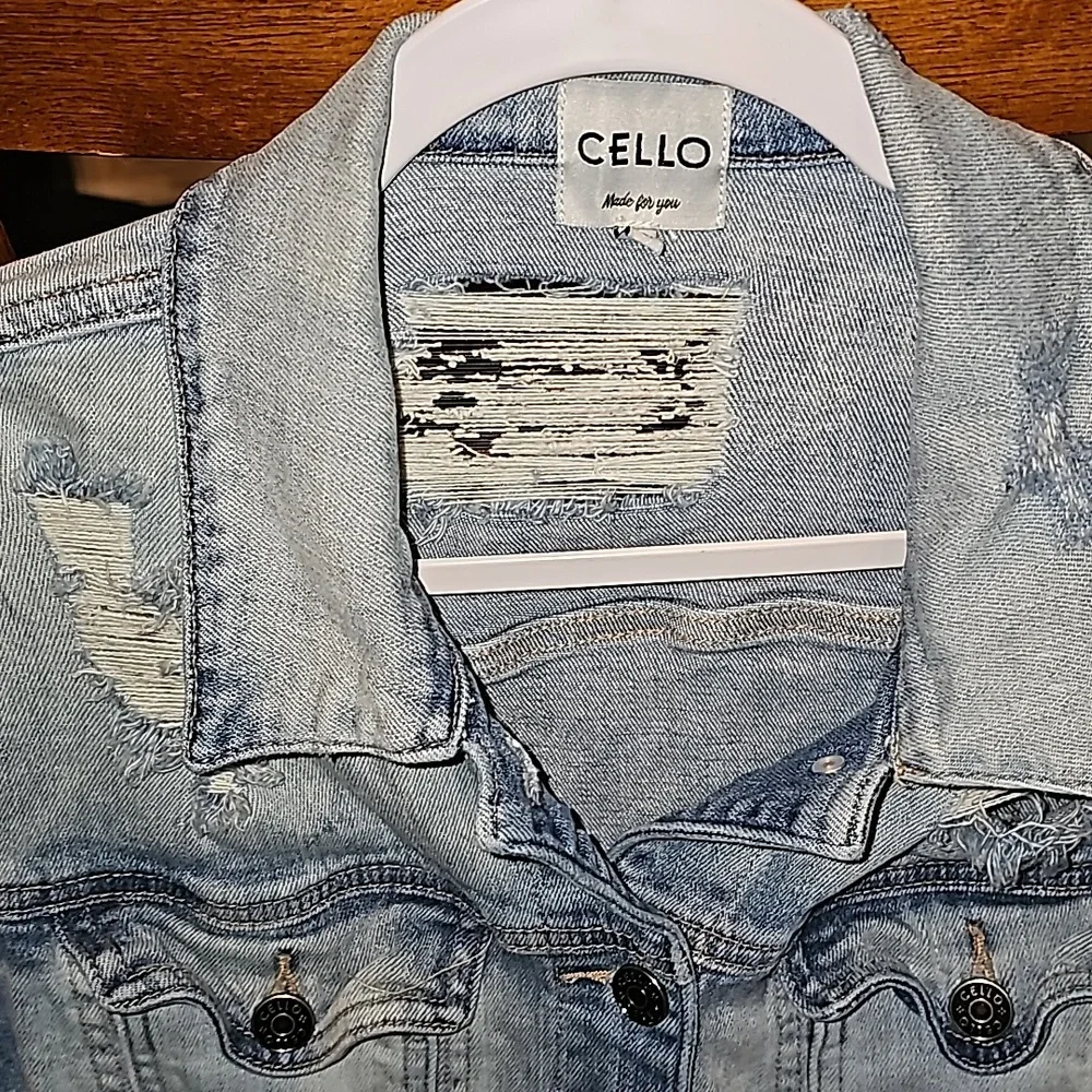 Cello Light Blue Denim Jacket. Womens, Great condition, distressed, sz Med